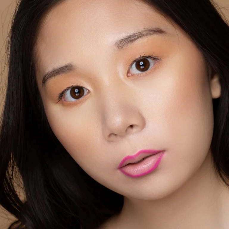 Fuchsia_portrait.jpg