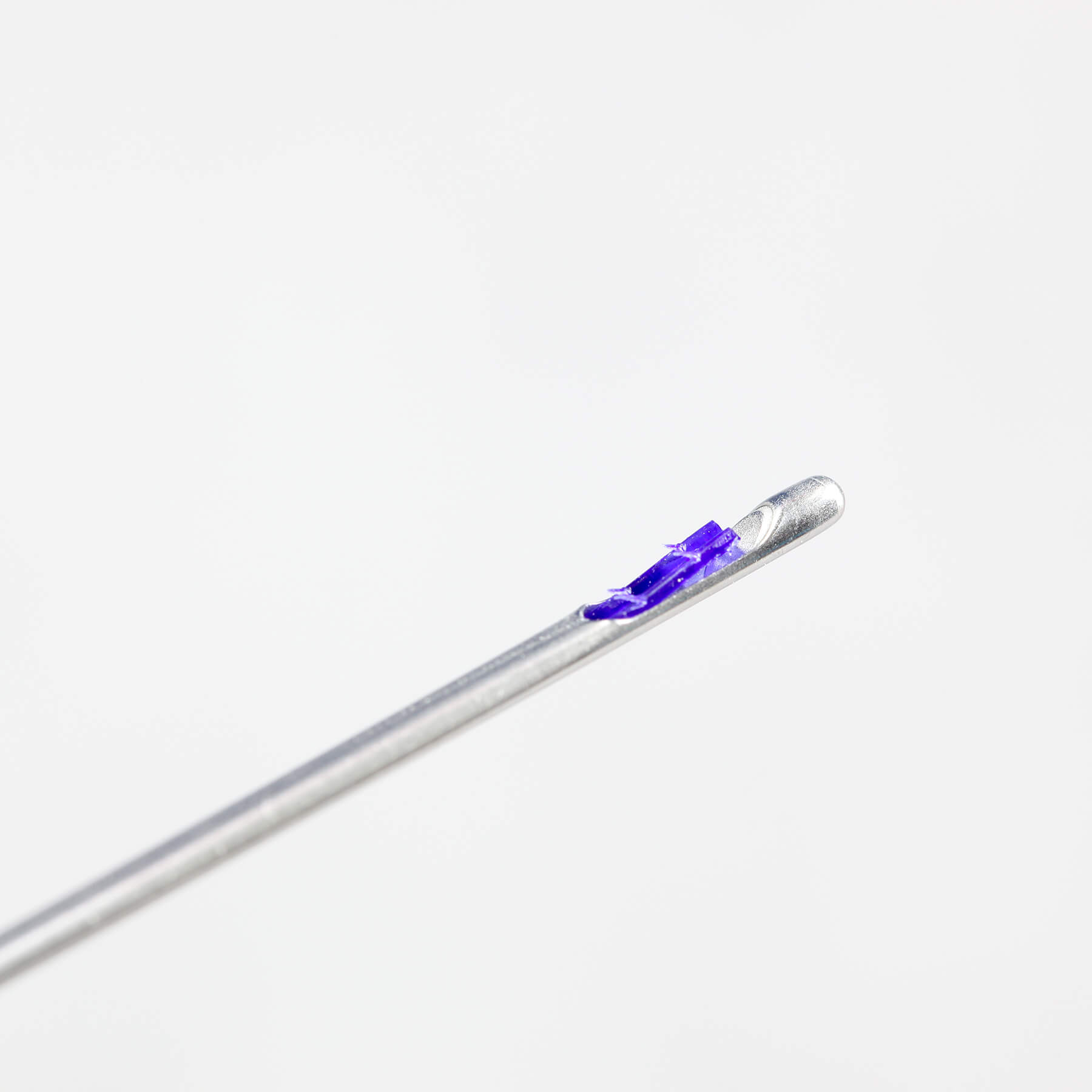 Velancia-Double-Thread-needle-Koru-Pharma-e